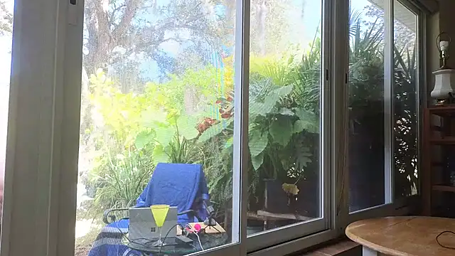 Snapshot of eliberator1777 chatting on 02.12.25 eliberator1777 online show from 02.12.25