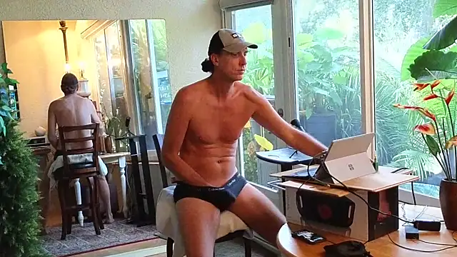 Snapshot of eliberator1777 chatting on 10.02.25 eliberator1777 online show from 10.02.25