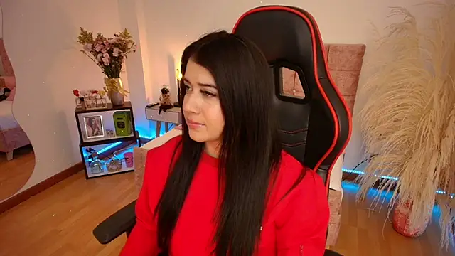 Snapshot of KallyMyller1 chatting on 12.18.24 KallyMyller1 online show from 12.18.24