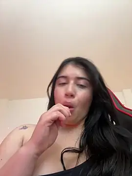 Snapshot of KallyMyller1 chatting on 01.23.25 KallyMyller1 online show from 01.23.25