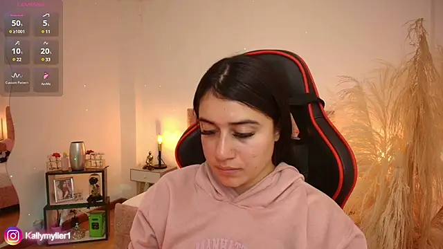 Snapshot of KallyMyller1 chatting on 01.29.25 KallyMyller1 online show from 01.29.25