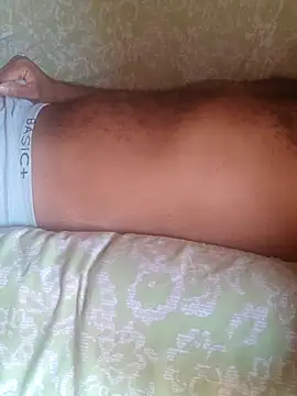 Snapshot of mineirinhosedutor2210 chatting on 11.04.25 mineirinhosedutor2210 online show from 11.04.25