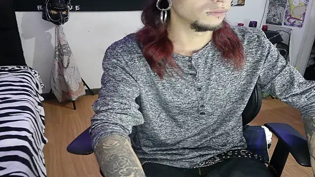 Snapshot of davidroses420 chatting on 01.06.25 davidroses420 online show from 01.06.25