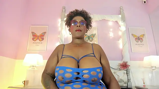 Snapshot of DakotaSexShow chatting on 01.07.25 DakotaSexShow online show from 01.07.25