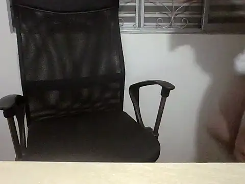 Snapshot of niceguyjr chatting on 10.05.25 niceguyjr online show from 10.05.25