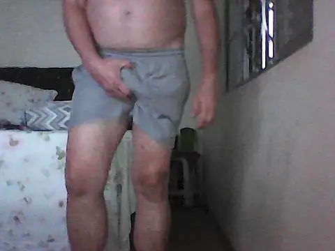 Snapshot of niceguyjr chatting on 11.02.25 niceguyjr online show from 11.02.25