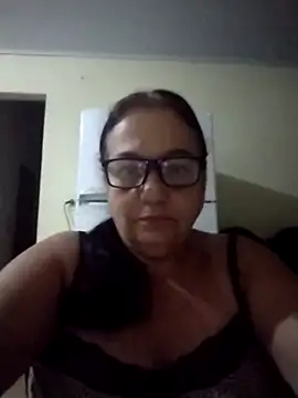 Snapshot of catdool chatting on 01.02.25 catdool online show from 01.02.25