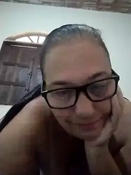 Snapshot of catdool chatting on 01.26.25 catdool online show from 01.26.25