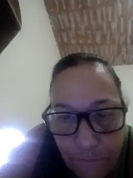 Snapshot of catdool chatting on 02.07.25 catdool online show from 02.07.25