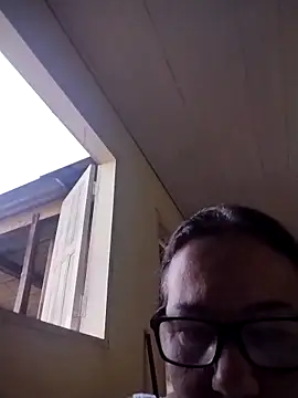 Snapshot of catdool chatting on 02.25.25 catdool online show from 02.25.25