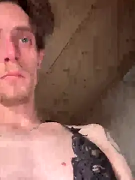 Snapshot of Yo_shindo chatting on 11.18.25 Yo shindo online show from 11.18.25