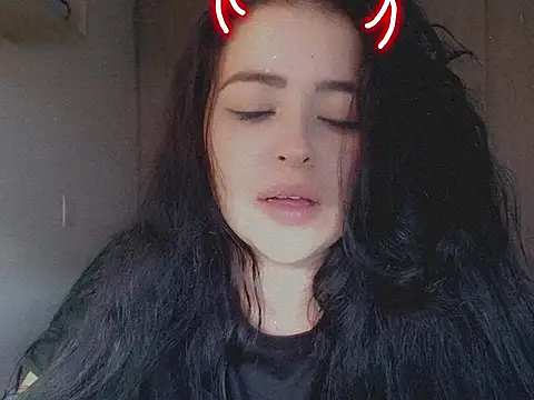 Snapshot of Aleska__Bell chatting on 09.20.25 Aleska Bell online show from 09.20.25