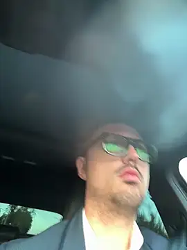 Snapshot of minga1995 chatting on 09.28.25 minga1995 online show from 09.28.25