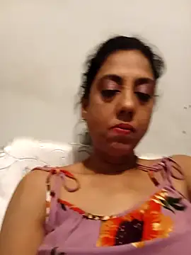 Snapshot of Mahi4luv chatting on 09.18.25 Mahi4luv online show from 09.18.25