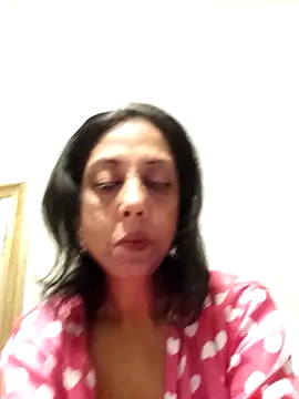 Snapshot of Mahi4luv chatting on 09.26.25 Mahi4luv online show from 09.26.25