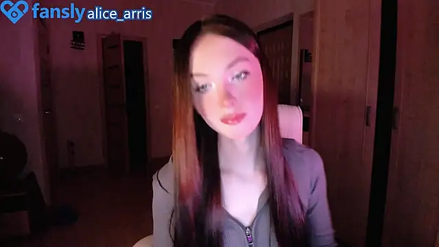Alice  Aris online show from 10.23.25