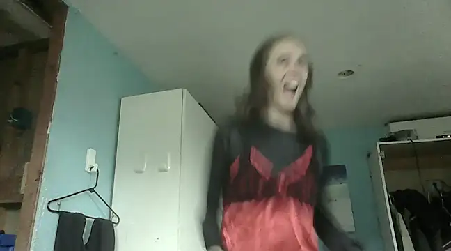 Snapshot of SexyRach75 chatting on 03.19.25 SexyRach75 online show from 03.19.25