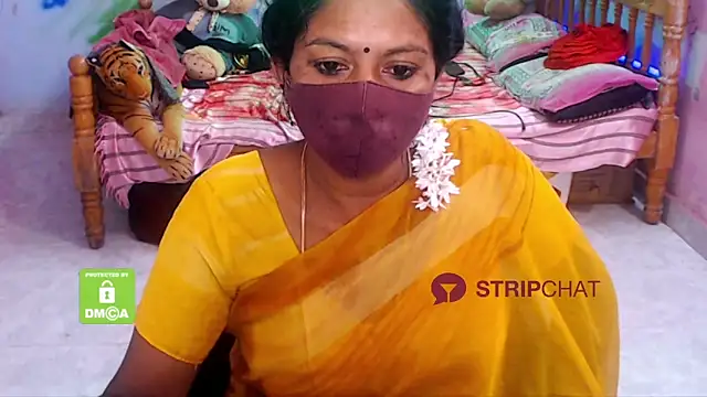 Snapshot of Novapol chatting on 12.06.24 Novapol online show from 12.06.24