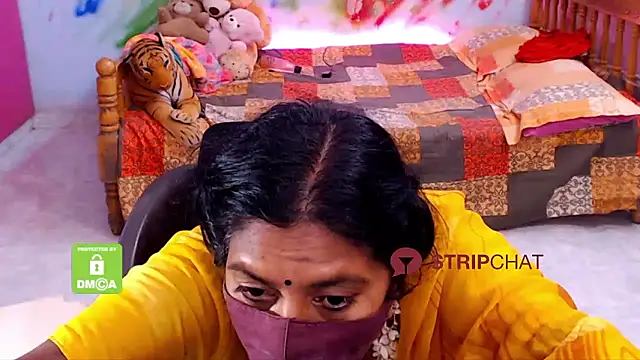 Snapshot of Novapol chatting on 03.09.25 Novapol online show from 03.09.25