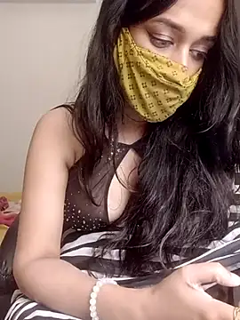 Snapshot of Lavanya_Shah chatting on 03.07.25 Lavanya Shah online show from 03.07.25