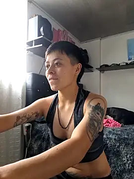 KitySweet online show from 11.10.25