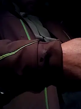 Snapshot of Rolandxxxr chatting on 12.01.24 Rolandxxxr online show from 12.01.24