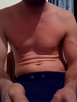 Snapshot of Rolandxxxr chatting on 01.11.25 Rolandxxxr online show from 01.11.25