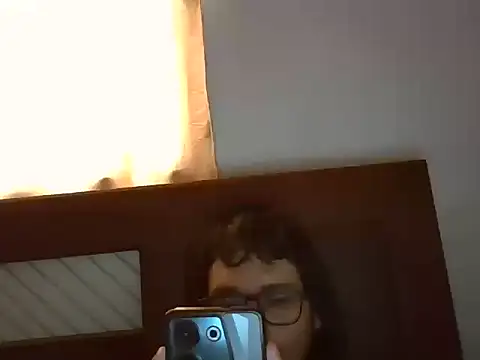 Snapshot of jheisonct chatting on 10.28.25 jheisonct online show from 10.28.25