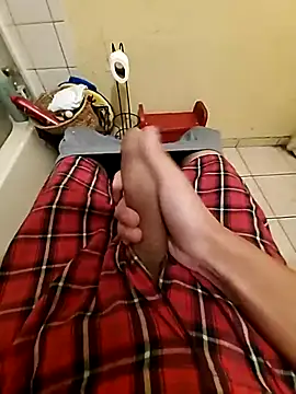 Snapshot of Bigstiffyuh chatting on 11.07.25 Bigstiffyuh online show from 11.07.25