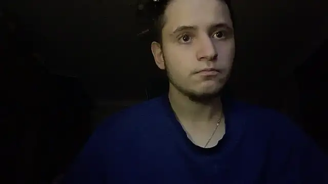 Snapshot of sweaticeboy chatting on 10.26.25 sweaticeboy online show from 10.26.25