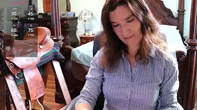 Snapshot of thornburyrose chatting on 12.12.24 thornburyrose online show from 12.12.24