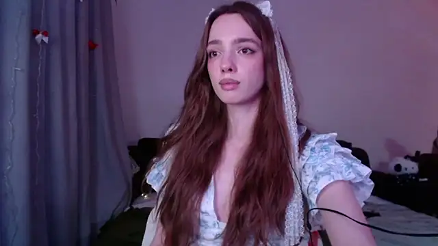 Snapshot of Weeissy chatting on 01.15.25 Weeissy online show from 01.15.25