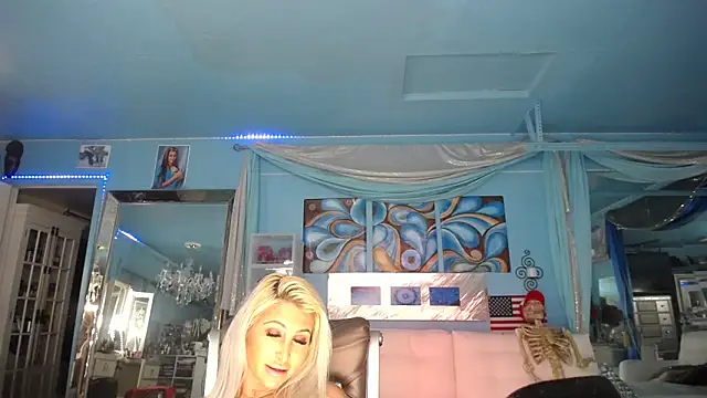 ADRIANNA FOX online show from 03.16.25