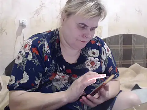 Snapshot of Ameliabusty chatting on 02.08.25 Ameliabusty online show from 02.08.25