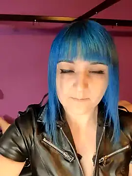 Snapshot of beauty-of-pain chatting on 10.14.25 beauty-of-pain online show from 10.14.25