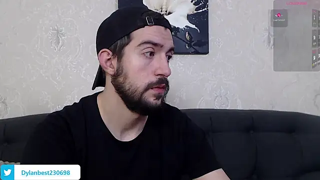 Snapshot of Dylan_Best chatting on 12.21.24 Dylan Best online show from 12.21.24