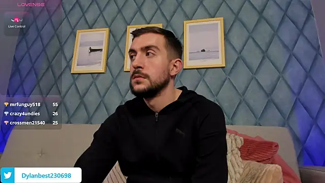 Snapshot of Dylan_Best chatting on 03.18.25 Dylan Best online show from 03.18.25