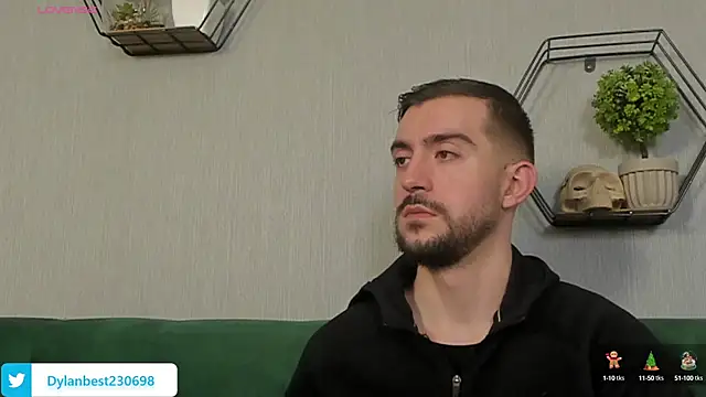 Snapshot of Dylan_Best chatting on 10.06.25 Dylan Best online show from 10.06.25