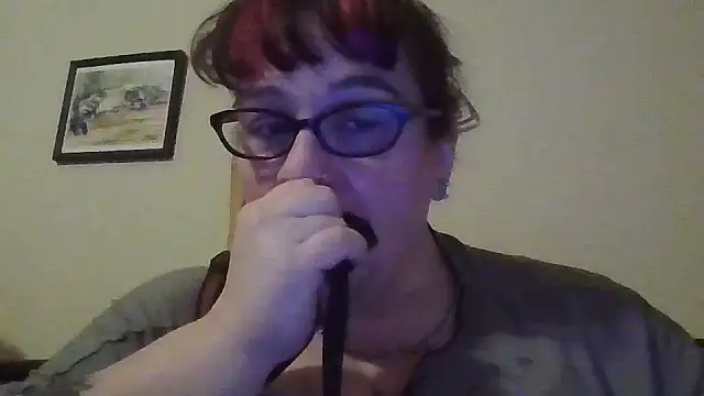 Snapshot of GothyBaby chatting on 02.18.25 GothyBaby online show from 02.18.25