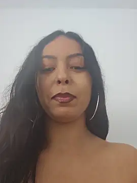 Snapshot of -xxx-Lally-xxx- chatting on 10.25.25 -xxx-Lally-xxx- online show from 10.25.25