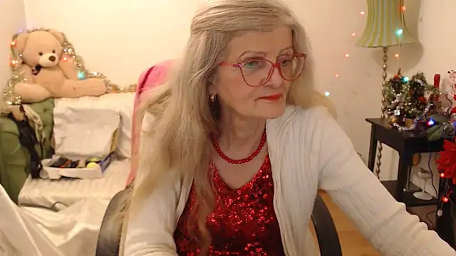 Snapshot of BlairFort chatting on 12.27.24 BlairFort online show from 12.27.24