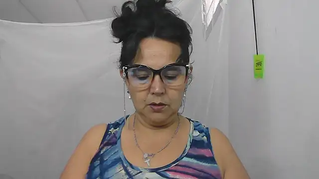 Snapshot of samyjons chatting on 02.18.25 samyjons online show from 02.18.25