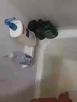 Snapshot of MrDaRkO_420 chatting on 12.16.24 MrDaRkO 420 online show from 12.16.24