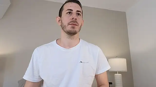 Snapshot of fun_kooples chatting on 02.14.25 fun kooples online show from 02.14.25