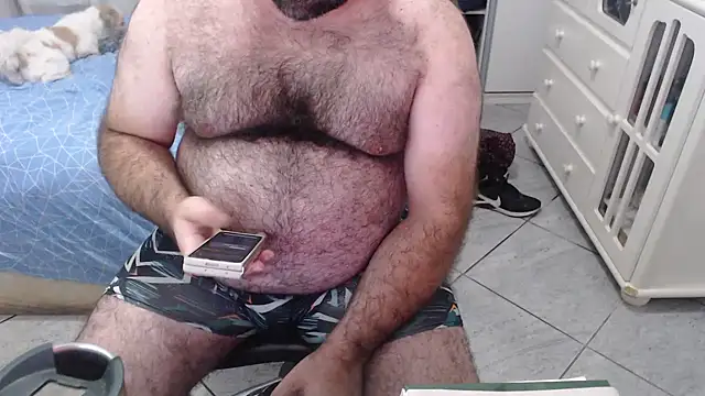 Snapshot of MysterBearMG chatting on 12.20.24 MysterBearMG online show from 12.20.24