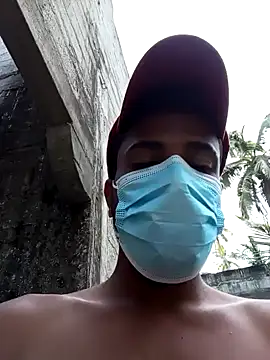 Snapshot of _Cute_ariana_ chatting on 01.05.25  Cute ariana  online show from 01.05.25