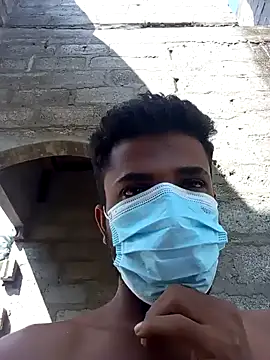 Snapshot of _Cute_ariana_ chatting on 01.13.25  Cute ariana  online show from 01.13.25