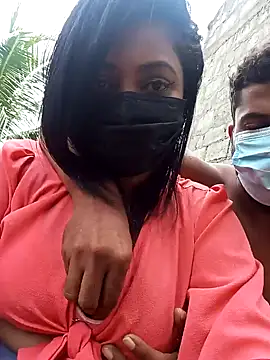 Snapshot of _Cute_ariana_ chatting on 01.14.25  Cute ariana  online show from 01.14.25