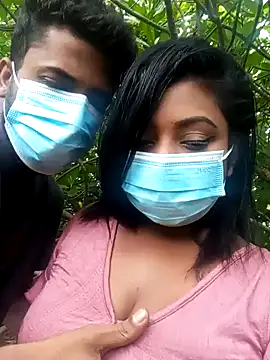 Snapshot of _Cute_ariana_ chatting on 01.15.25  Cute ariana  online show from 01.15.25