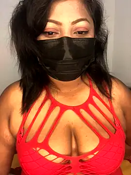 Snapshot of _Cute_ariana_ chatting on 10.14.25  Cute ariana  online show from 10.14.25